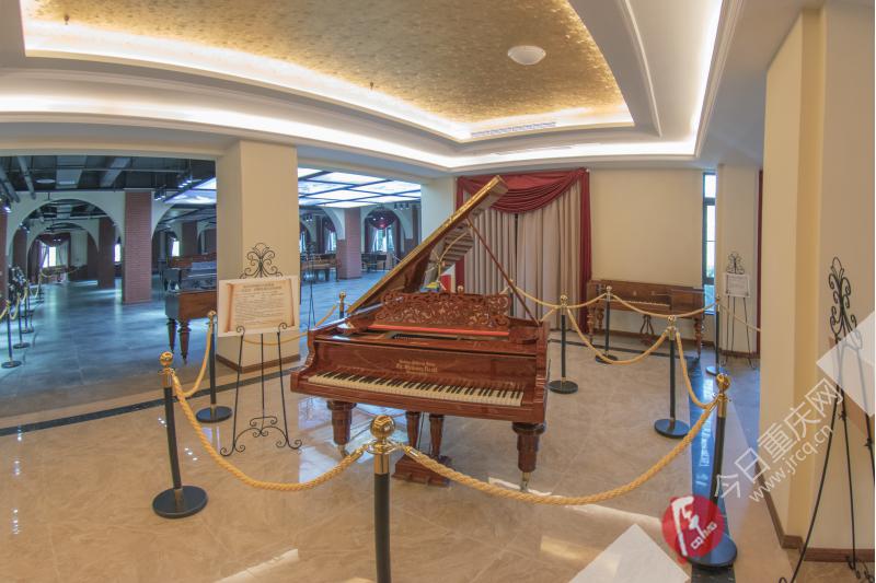 黄桷坪钢琴博物馆 